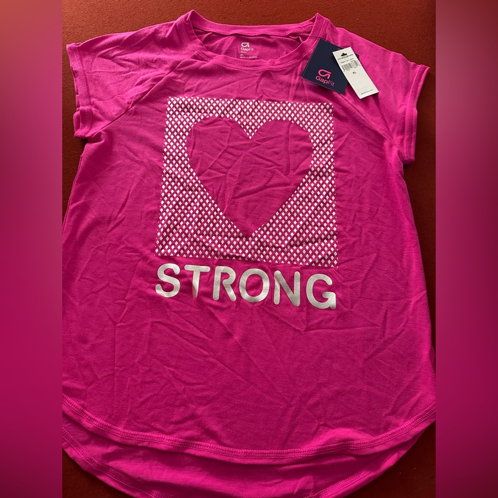 GAP Fit Fuchsia Activewear Top XL